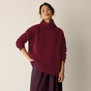 MICHAEL MICHAEL KORS PLUM TURTLENECK SWEATER LARGE